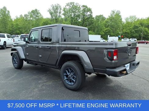New 2026 Jeep Gladiator Sport AWD/4WD image 5