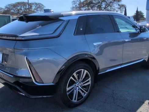 Certified 2023 Cadillac Lyriq 2WD image 9