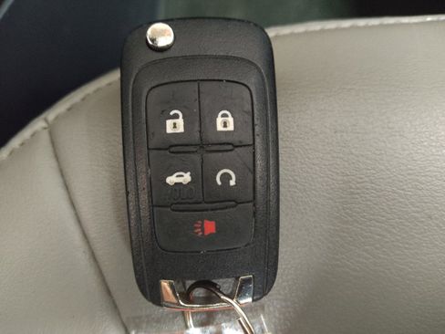 Used 2016 Buick Verano FWD image 32