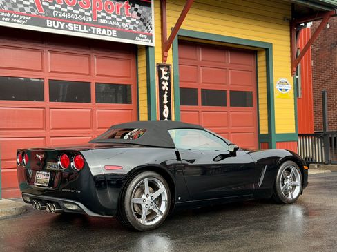 Used 2006 Chevrolet Corvette Convertible w/ Preferred Equipment Group image 6