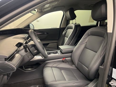 New 2026 Lincoln Nautilus Premier image 28