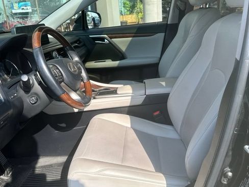 Certified 2020 Lexus RX 350L Premium w/ Premium Package AWD/4WD image 9
