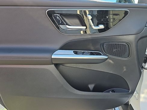 New 2026 Mercedes-Benz GLC 43 AMG 4MATIC image 11