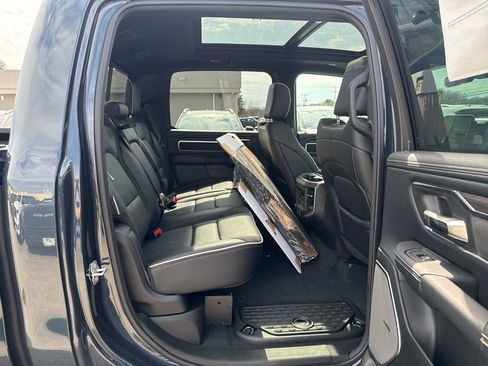 New 2026 RAM 1500 Laramie AWD/4WD image 28