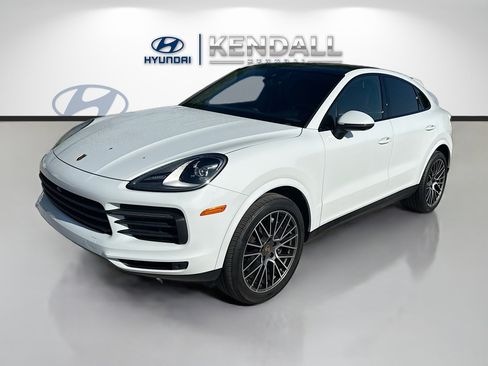 Used 2023 Porsche Cayenne Platinum Edition AWD/4WD image 3