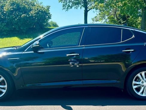 Used 2013 Kia Optima EX w/ Premium Pkg FWD image 4