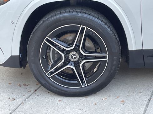 Certified 2025 Mercedes-Benz GLA 250 4MATIC image 15