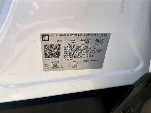 Used 2024 GMC Terrain SLE image 31