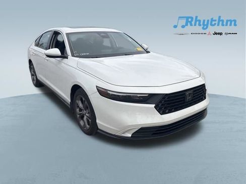 Used 2024 Honda Accord EX image 1