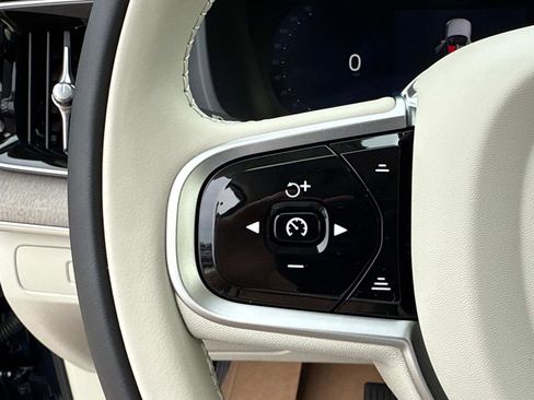 New 2026 Volvo XC90 B6 Ultra w/ Protection Package AWD/4WD image 30