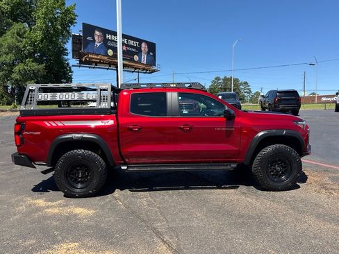 Used 2023 Chevrolet Colorado ZR2 w/ ZR2 Convenience Package III AWD/4WD image 6