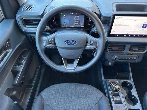 Used 2025 Ford Maverick XL FWD image 17