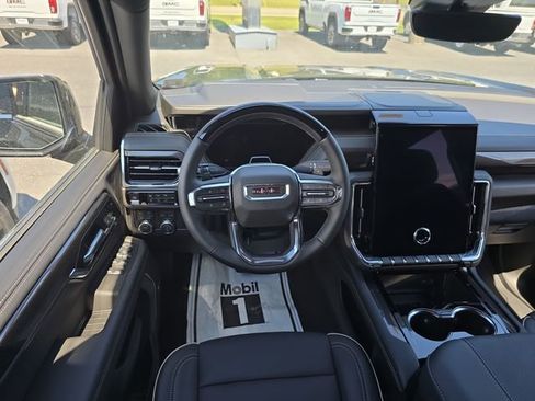 New 2026 GMC Yukon Elevation w/ Elevation Premium Package AWD/4WD image 13