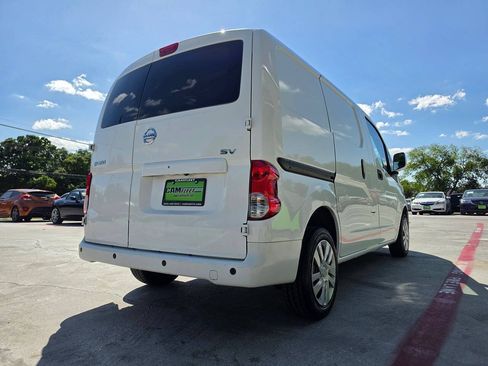 Used 2017 Nissan NV200 SV w/ Technology Package FWD image 11