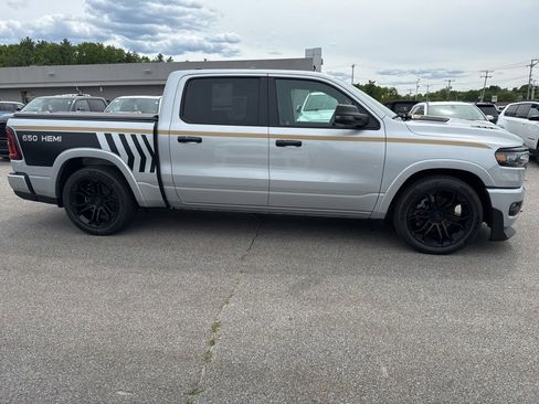 New 2026 RAM 1500 Big Horn AWD/4WD image 6