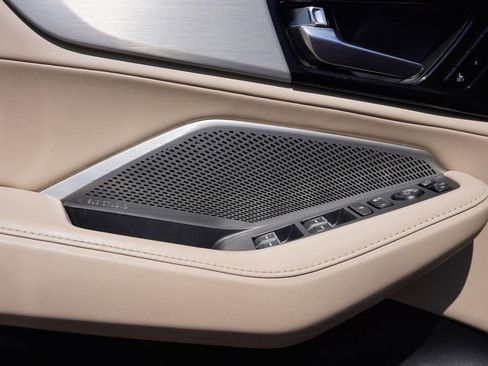 Used 2023 Acura MDX SH-AWD w/ Technology Package image 42