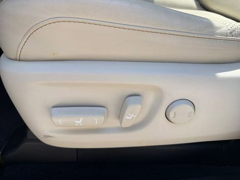 Used 2020 Lexus GX 460 Luxury w/ Accessory Package AWD/4WD image 19
