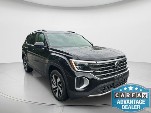 Used 2026 Volkswagen Atlas SE AWD/4WD image 3