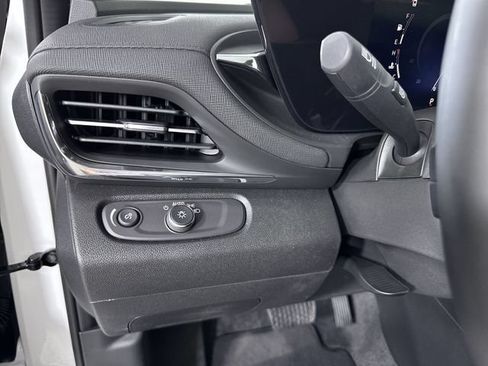 New 2026 Buick Envista Preferred w/ Convenience I Package FWD image 19