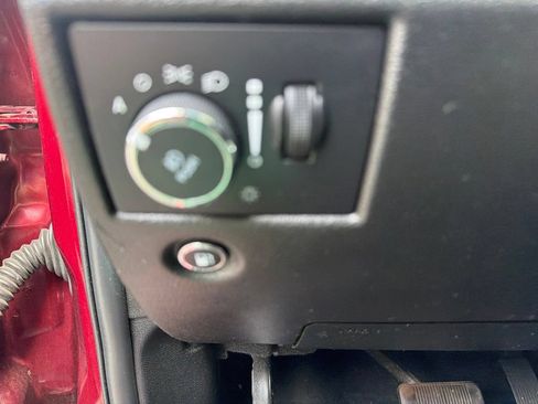 Used 2021 Jeep Grand Cherokee Laredo AWD/4WD image 16