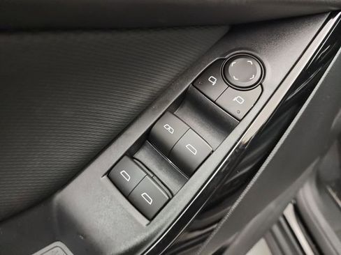 New 2026 Chevrolet Equinox LT w/ Convenience Package II image 17