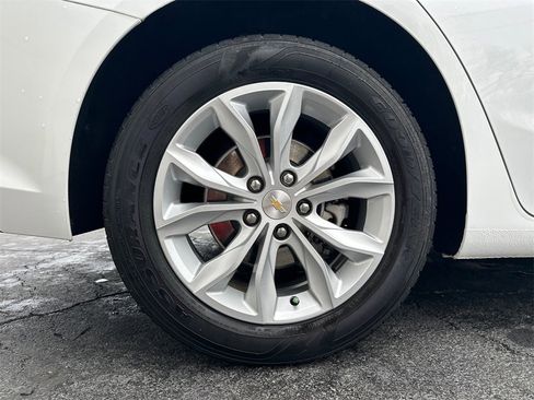 Used 2023 Chevrolet Malibu LT image 18