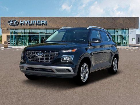 New 2026 Hyundai Venue SEL FWD image 1