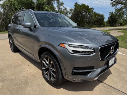 Used 2017 Volvo XC90 T6 Momentum w/ Vision Package