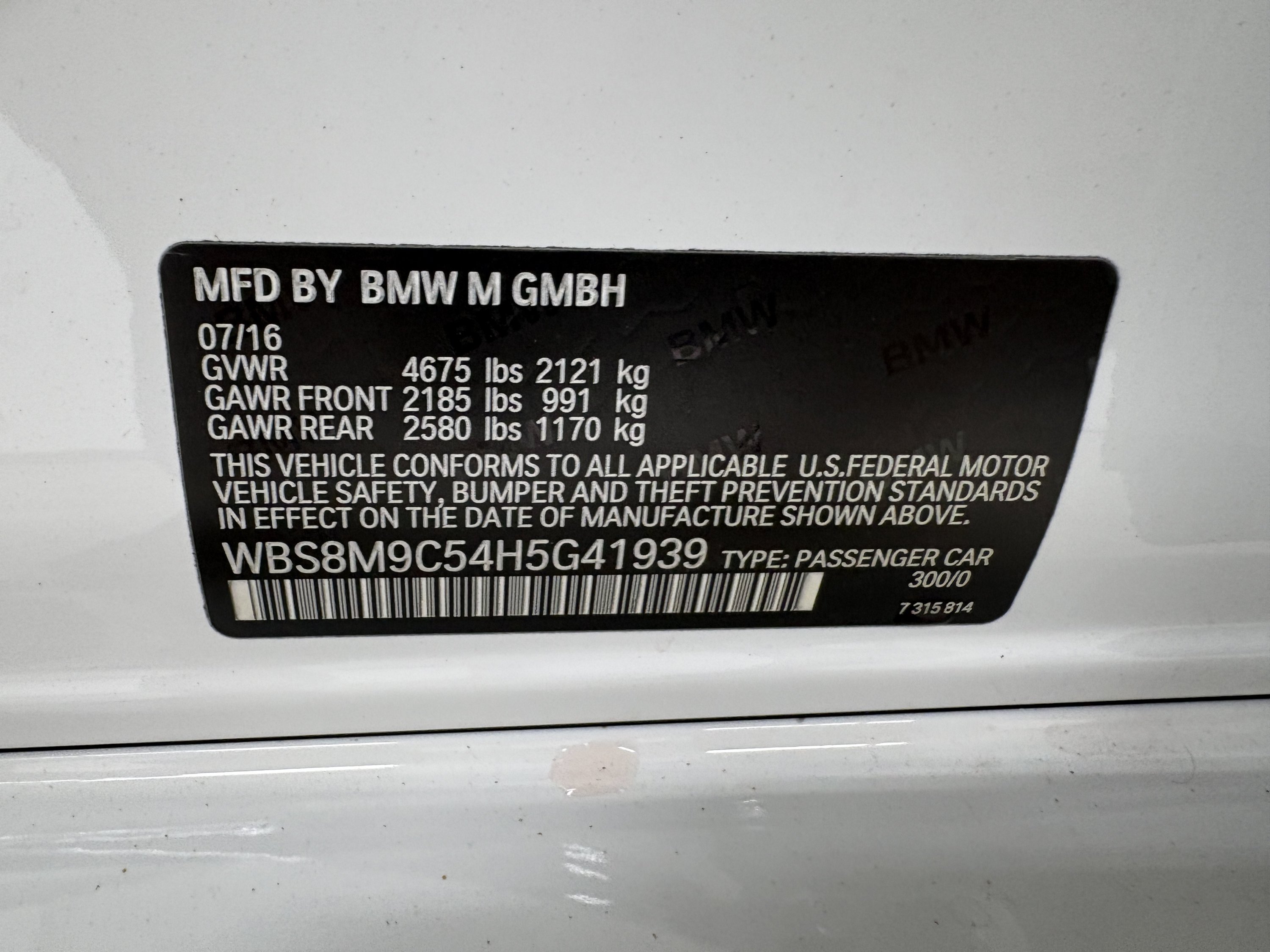 Used 2017 BMW M3 RWD image 37