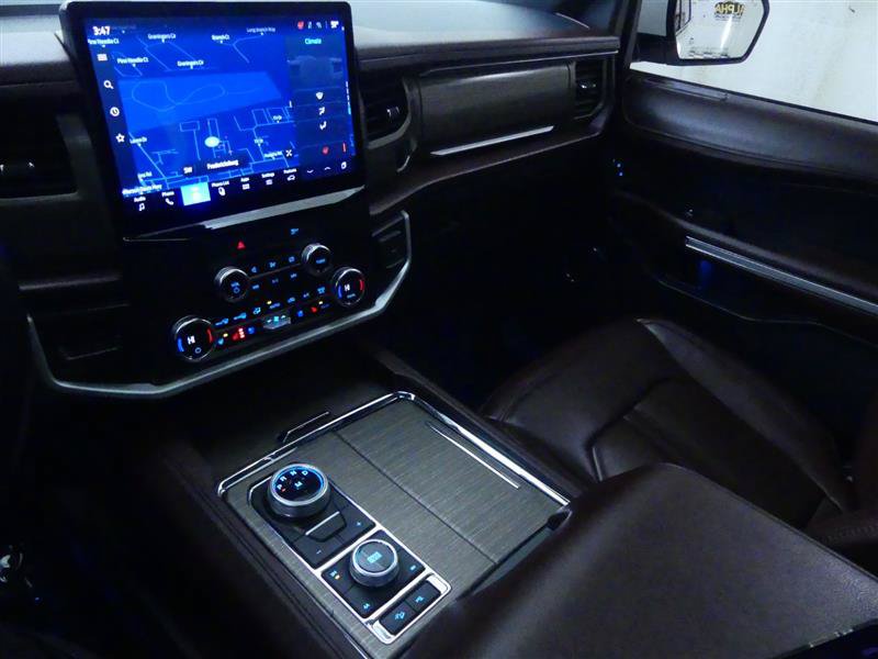 Used 2022 Ford Expedition Max Limited AWD/4WD image 14