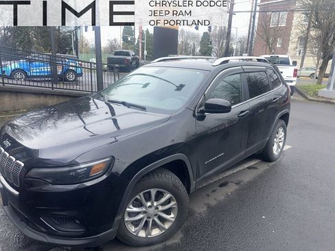Used 2019 Jeep Cherokee Latitude w/ Popular Appearance Group image 1