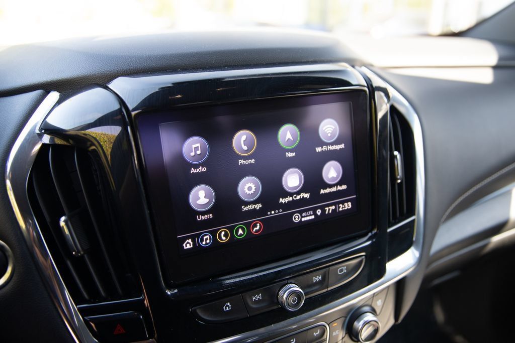 Used 2023 Chevrolet Traverse Premier w/ Redline Edition AWD/4WD image 12