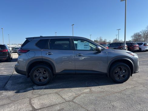 New 2026 Nissan Rogue SV image 4