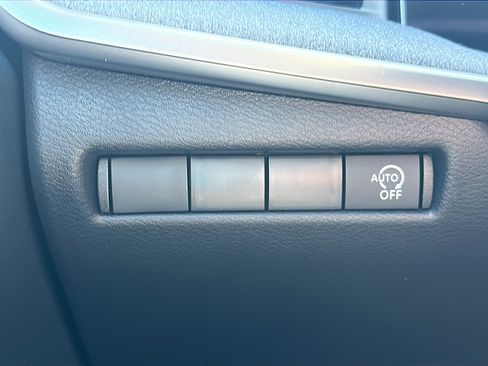 New 2026 Nissan Kicks SV w/ Charging Package image 25