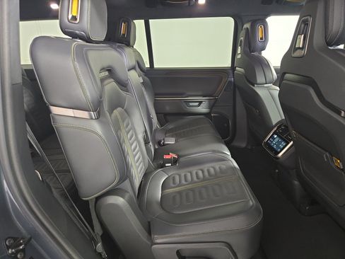 Used 2025 Rivian R1S Adventure AWD/4WD image 23