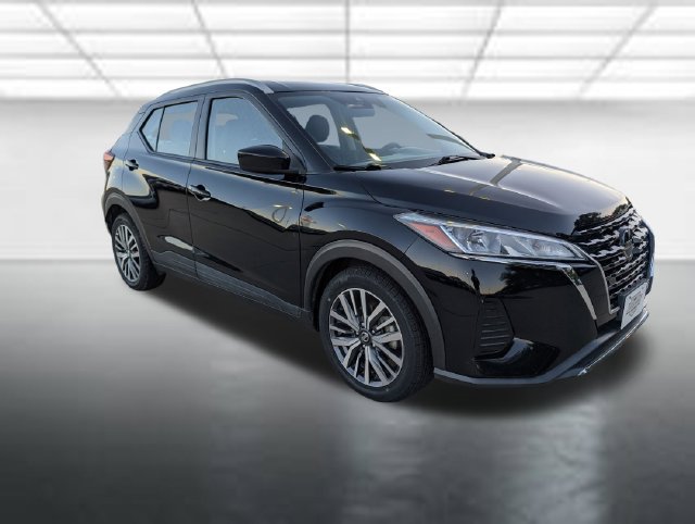 Used 2021 Nissan Kicks SV FWD image 4