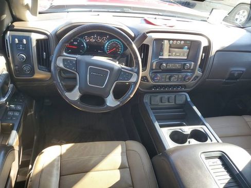 Used 2018 GMC Sierra 2500 Denali w/ Duramax Plus Package image 10