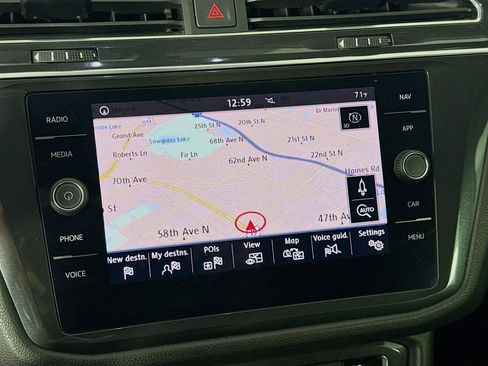 Used 2019 Volkswagen Tiguan SEL image 17