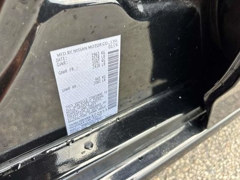 Used 2024 Nissan Altima 2.5 SV FWD image 33