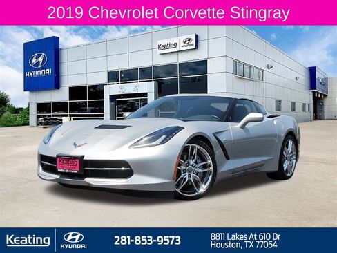 Used 2019 Chevrolet Corvette Stingray Coupe w/ 1LT RWD image 1