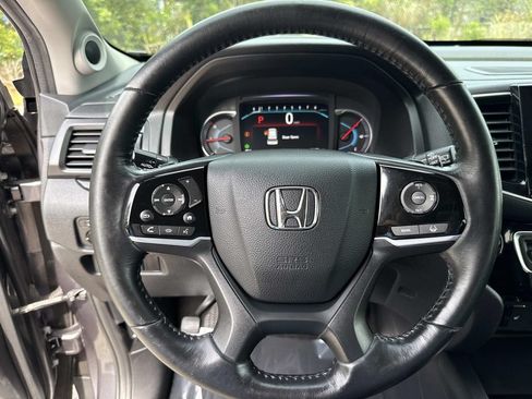 Used 2019 Honda Pilot Touring image 46