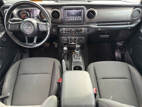 Used 2021 Jeep Gladiator Sport image 24