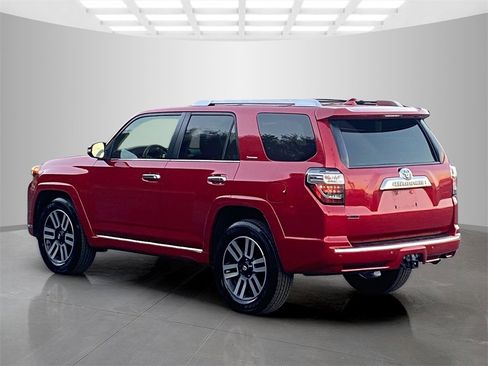 Used 2015 Toyota 4Runner Limited image 3