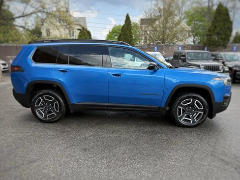 New 2026 Jeep Cherokee Laredo AWD/4WD image 4