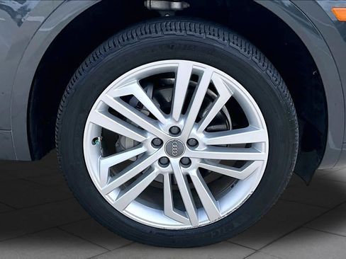 Used 2018 Audi Q5 2.0T Premium Plus w/ Premium Plus Package AWD/4WD image 10