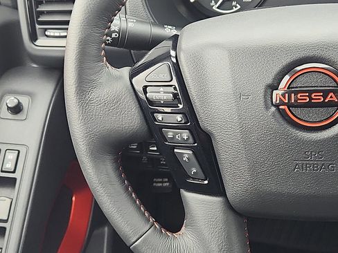 Used 2023 Nissan Frontier PRO-4X w/ Pro Convenience Package image 15