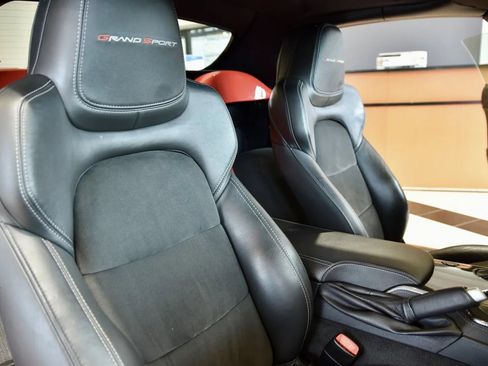 Used 2012 Chevrolet Corvette Grand Sport w/ 4LT Preferred Equipment Group RWD image 29
