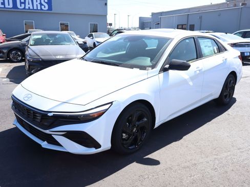 New 2026 Hyundai Elantra SEL Sport Premium FWD image 10