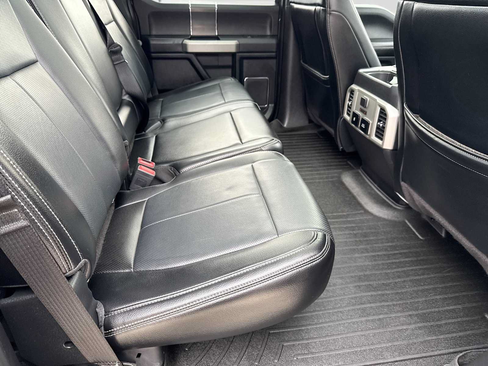 Certified 2018 Ford F150 Lariat w/ Equipment Group 502A Luxury AWD/4WD image 21