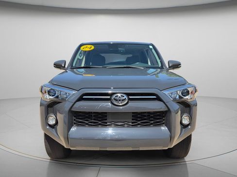 Used 2024 Toyota 4Runner SR5 Premium w/ Moonroof Package RWD image 4